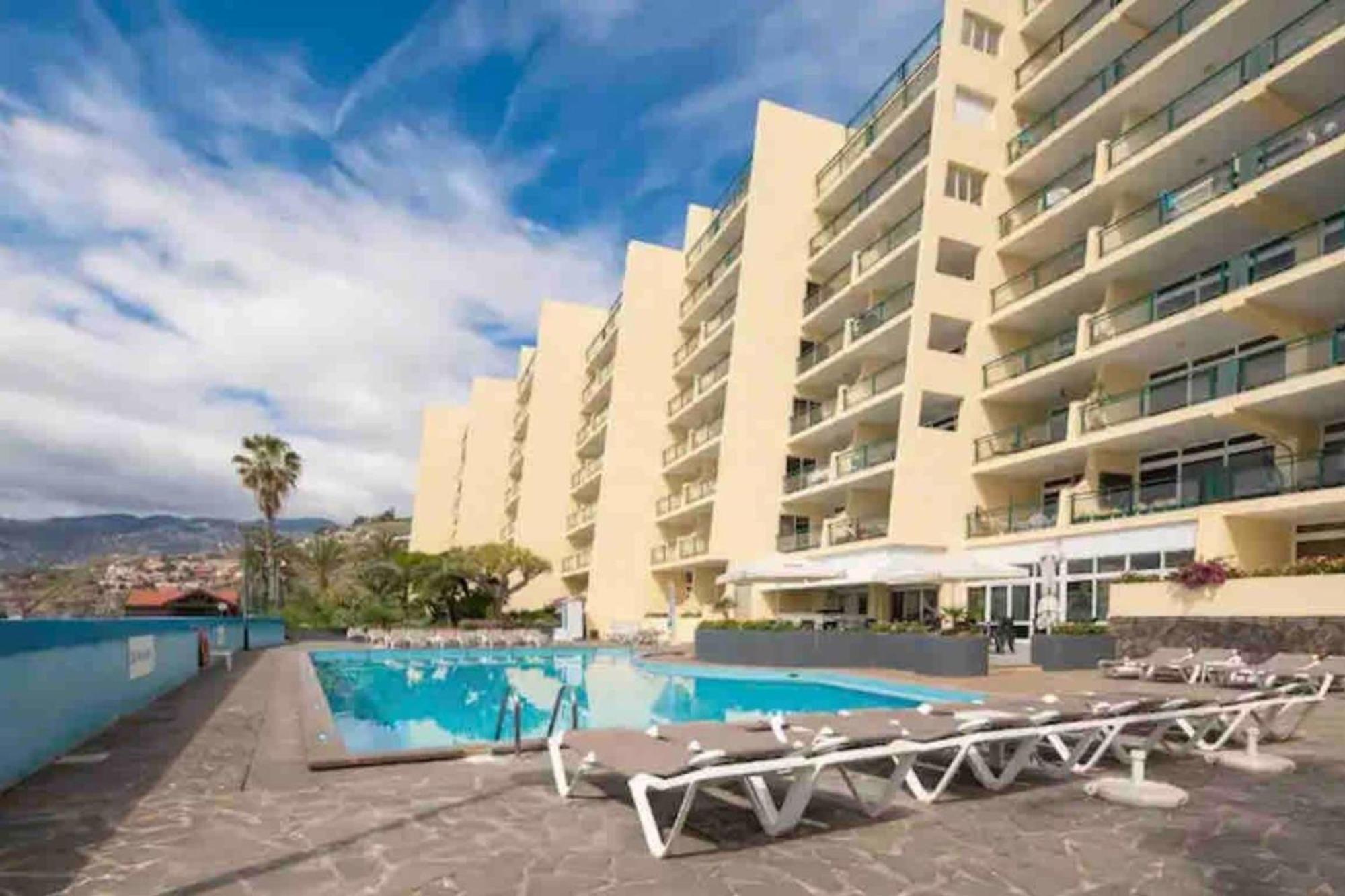 Serene Seaside Praia Formosa Funchal  Exterior photo