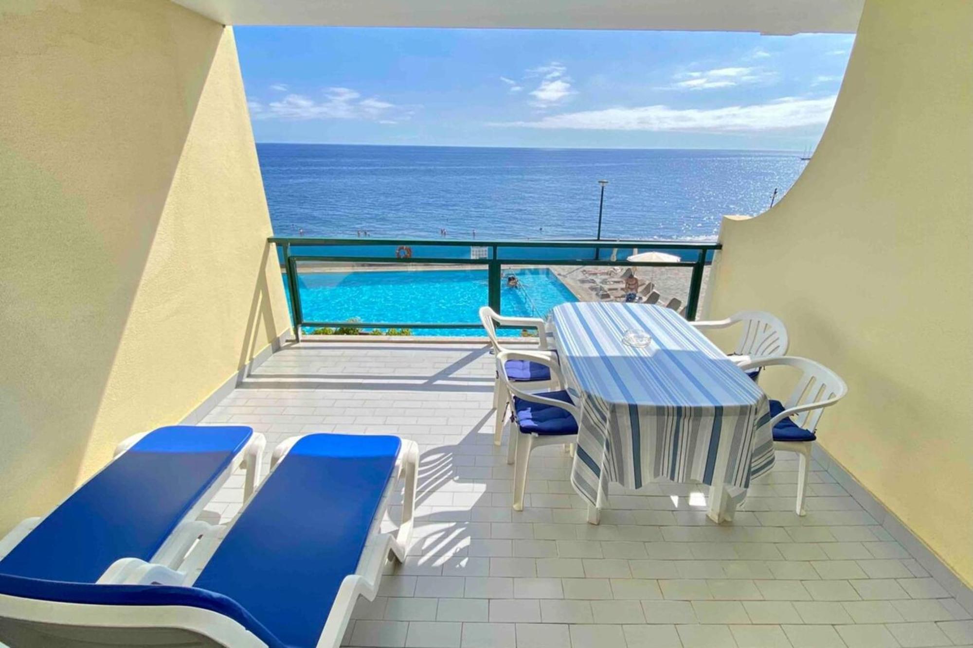 Serene Seaside Praia Formosa Funchal  Exterior photo